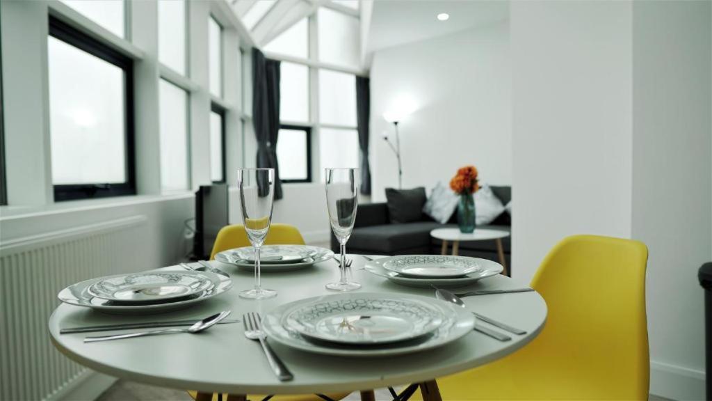 Sapphire House Apartments Telford Exteriér fotografie