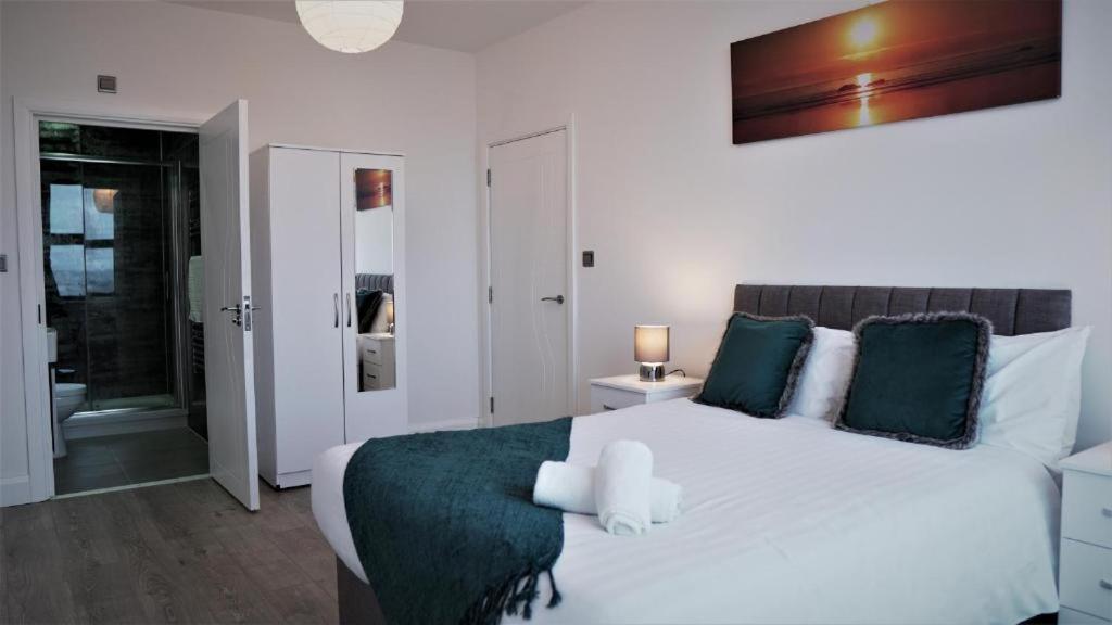Sapphire House Apartments Telford Exteriér fotografie
