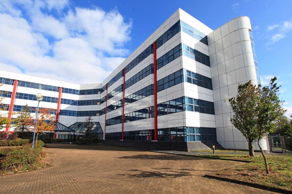 Sapphire House Apartments Telford Exteriér fotografie